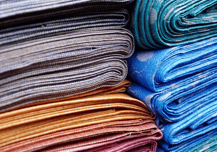 畜産や牧場・養豚場の悪臭・匂い対策畑の土壌改良が低価格で簡単に！大阪の布ウエス業者井上商店の国内産のヤシガラ活性炭