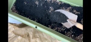 畜産や牧場・養豚場の悪臭・匂い対策畑の土壌改良が低価格で簡単に！大阪の布ウエス業者井上商店の国内産のヤシガラ活性炭